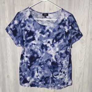 NWOT Blue Scrunch Tie-Dye Top